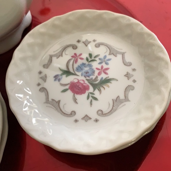 Vintage Summer Garden 16pc Children’s Tea Set - Picture 6 of 10